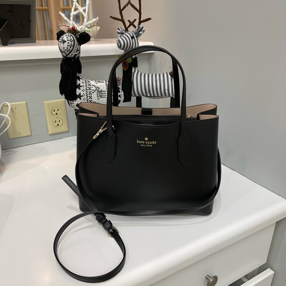 Black leather ♠️ kate spade handbag. Looks brand new! - Picture 1 of 8